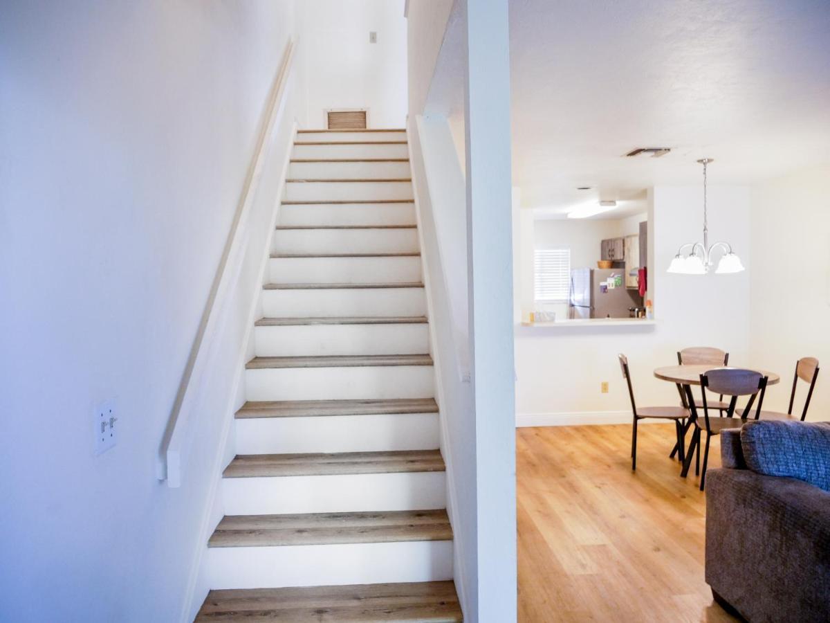 Spacious Townhome Ocala, Central Location, Newly Renovated, Pets Welcome Екстериор снимка